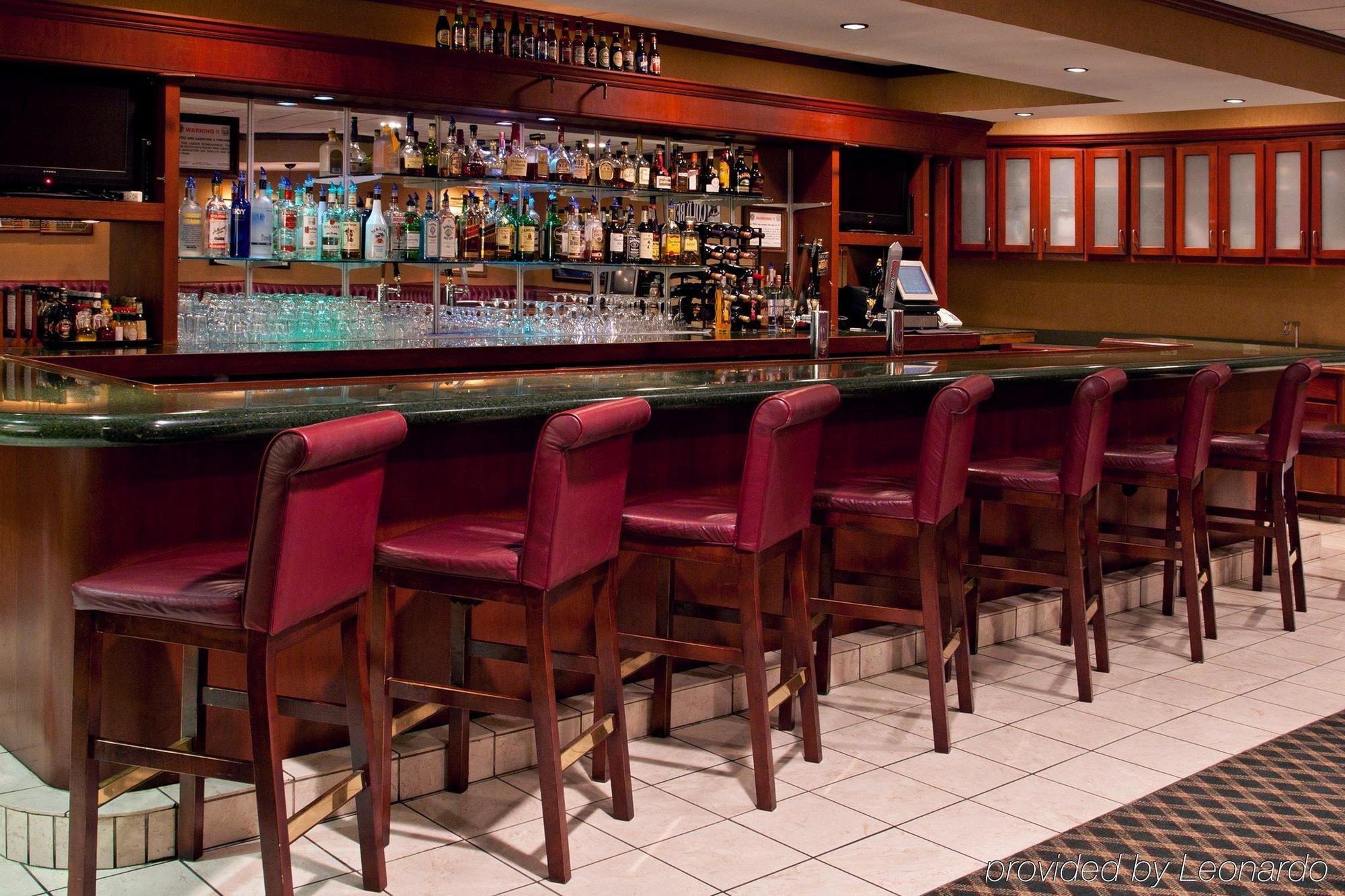 Four Points By Sheraton Cleveland Airport Екстер'єр фото